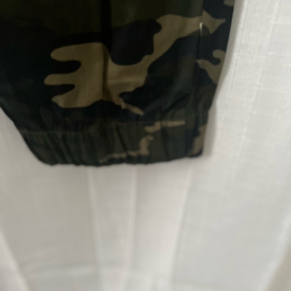 Mens Size 3X Slip on camouflage pants - Picture 6 of 7